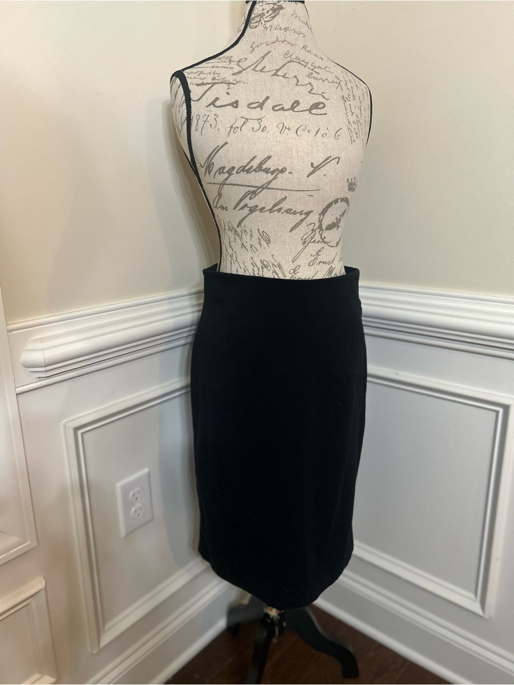 Philosophy Black Pencil Skirt